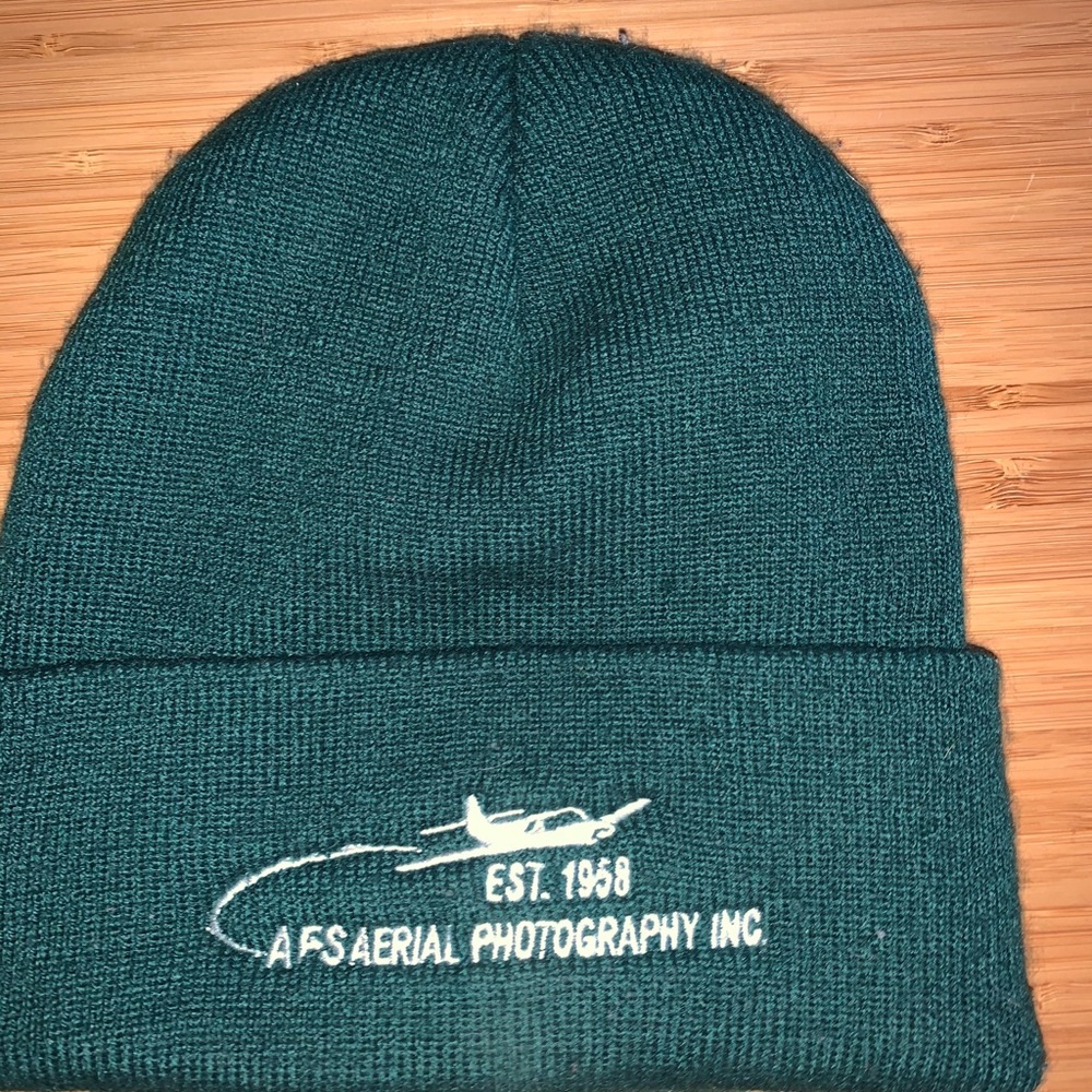 Assorted beanies - Picture 5 of 5